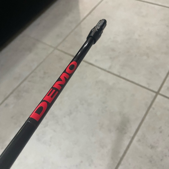 Mitsubishi Chemical Tense Graphite Shaft AV series 65 / S Flex
Demo - Picture 3 of 6